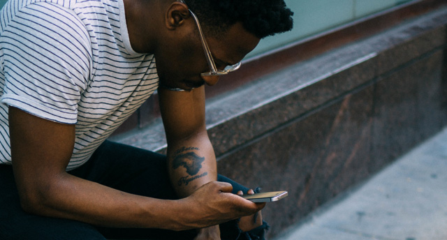 How to provide excellent customer service on social media